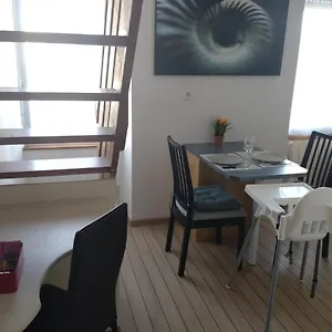 Quartier Calme Sur Le Port De Plaisance Et Le Gr34 Plérin